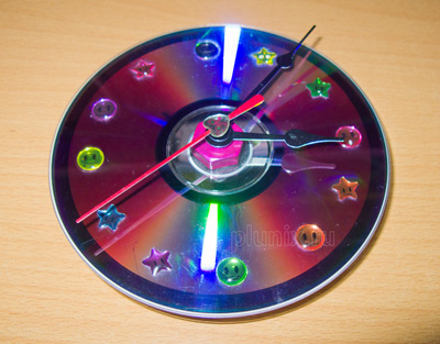Часы из компакт-диска